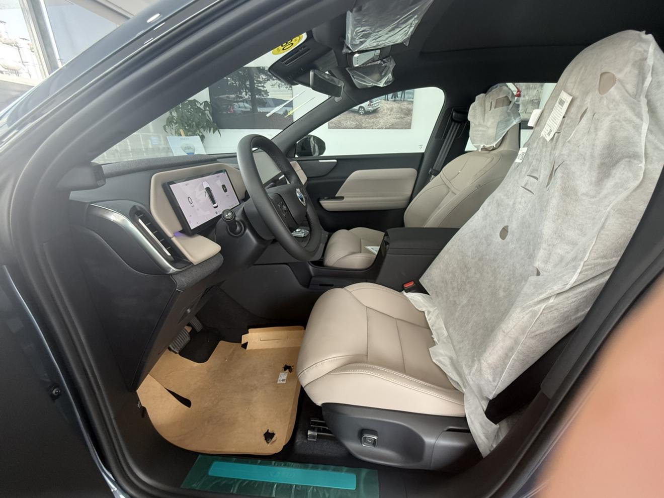 Volvo XC70 2026 thumb 12