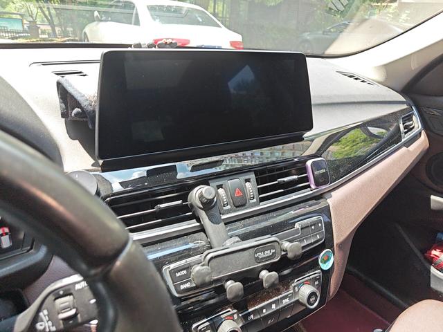 BMW X1 2020 thumb 10