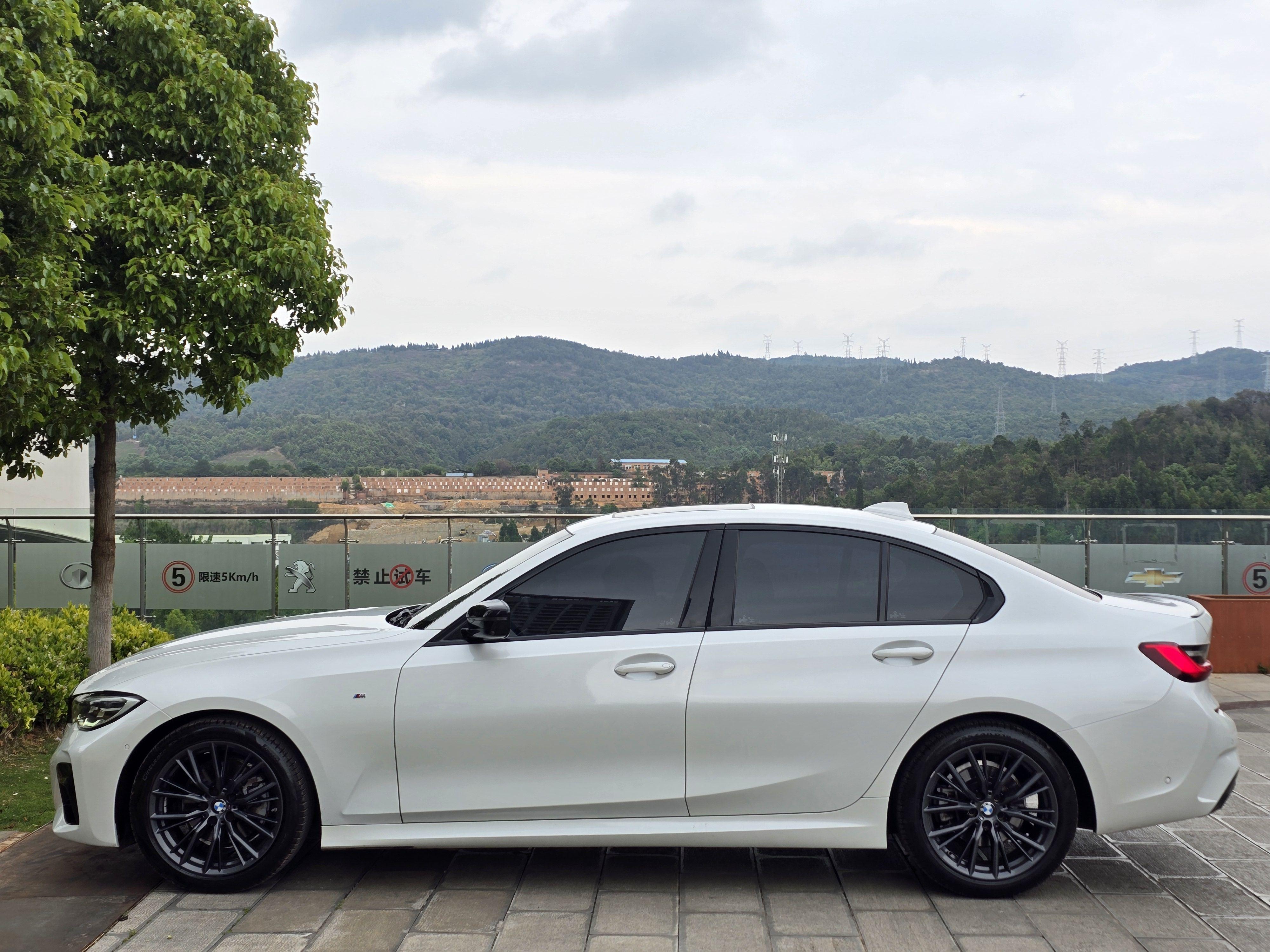 BMW 3 серии 2021 thumb 2