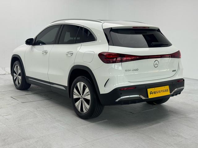 Mercedes-Benz EQA 2025 thumb 3