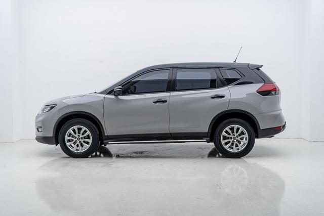 Nissan X-Trail 2021 thumb 2