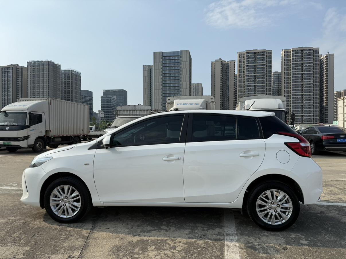 Toyota Vios 2017 thumb 2