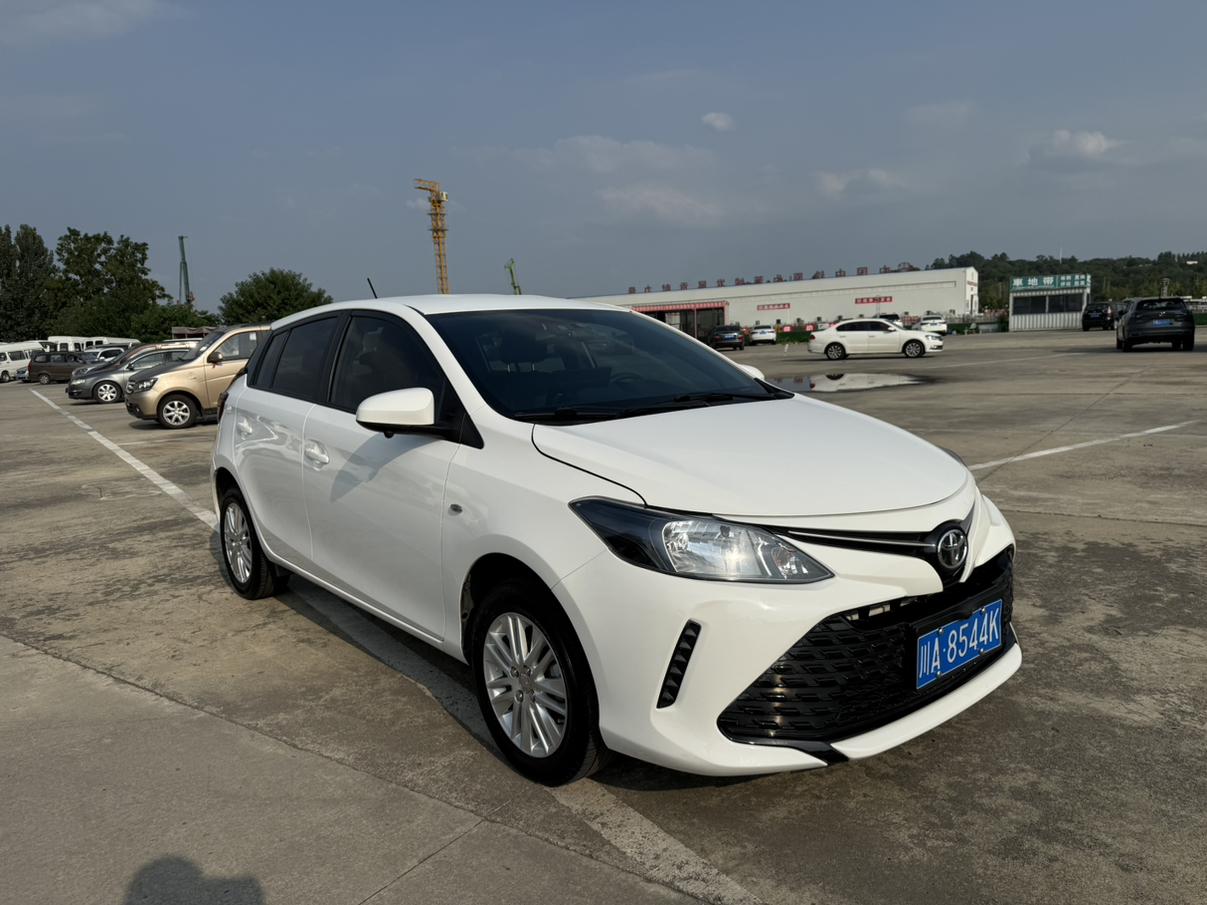 Toyota Vios 2017 thumb 11