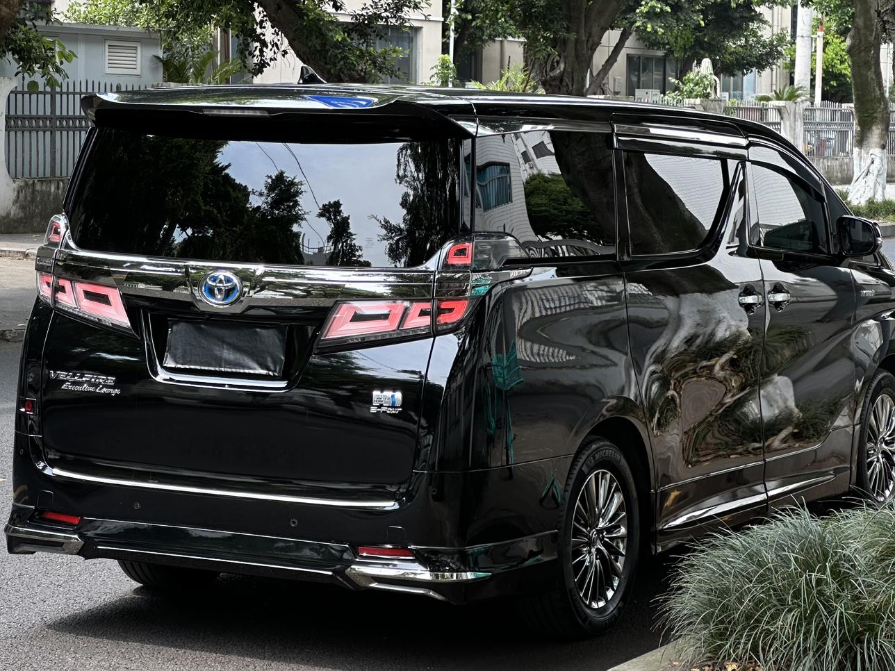 Toyota Vellfire 2021 thumb 2