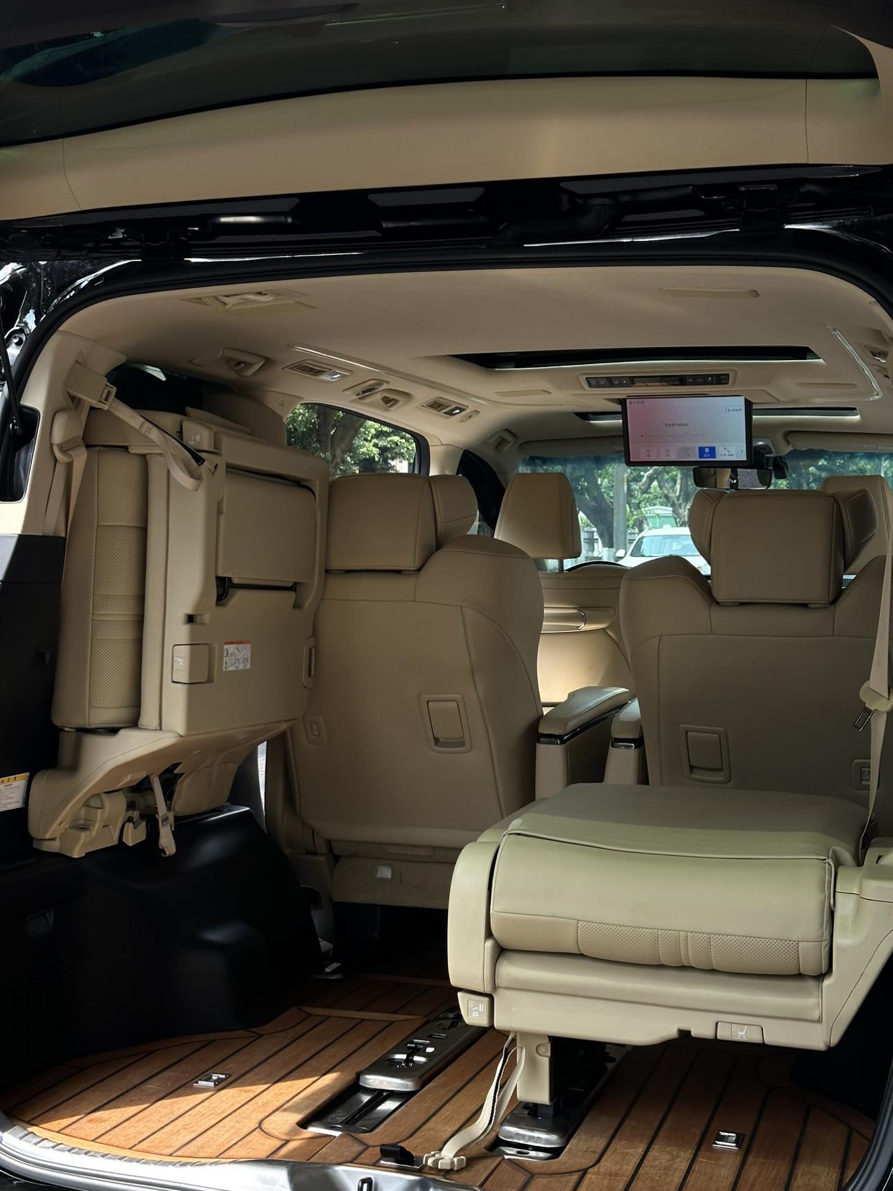 Toyota Vellfire 2021 thumb 8