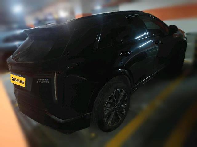 Cadillac XT5 2025 thumb 2