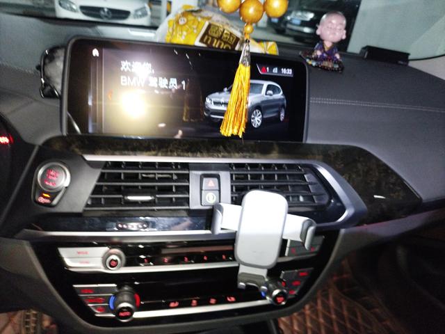 BMW X3 2018 thumb 10
