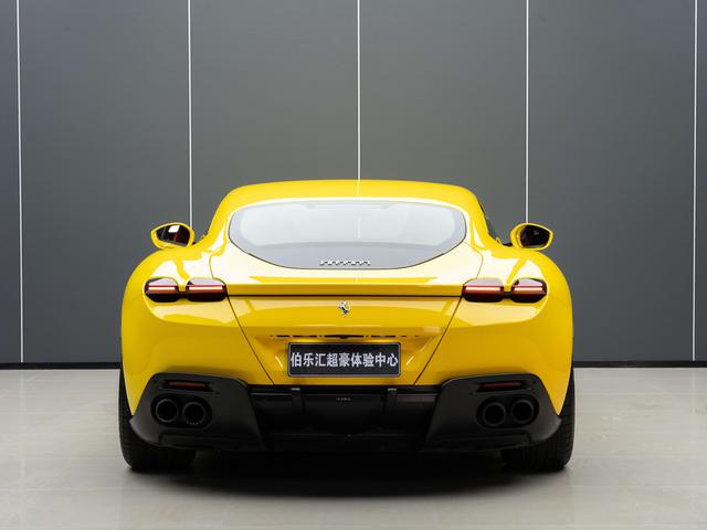 Ferrari Roma 2020 thumb 2