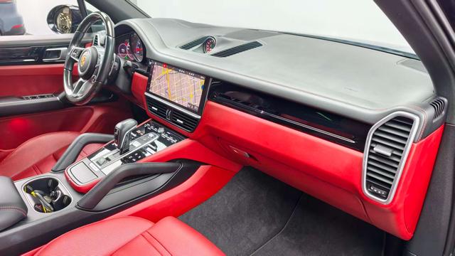 Porsche Cayenne 2020 thumb 6