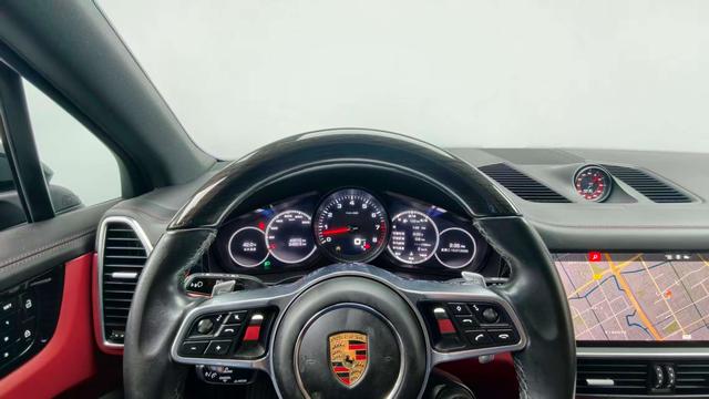 Porsche Cayenne 2020 thumb 10
