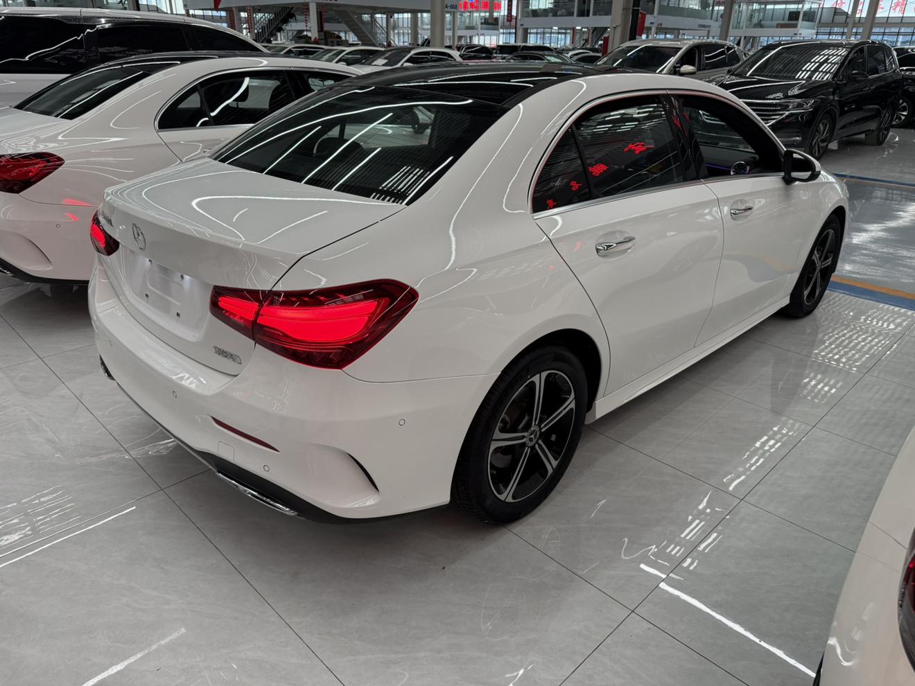 Mercedes-Benz A-Класс 2023 thumb 3