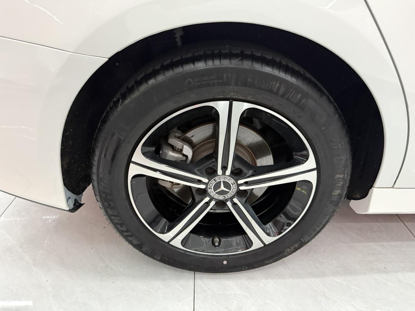 Mercedes-Benz A-Класс 2023 thumb 3