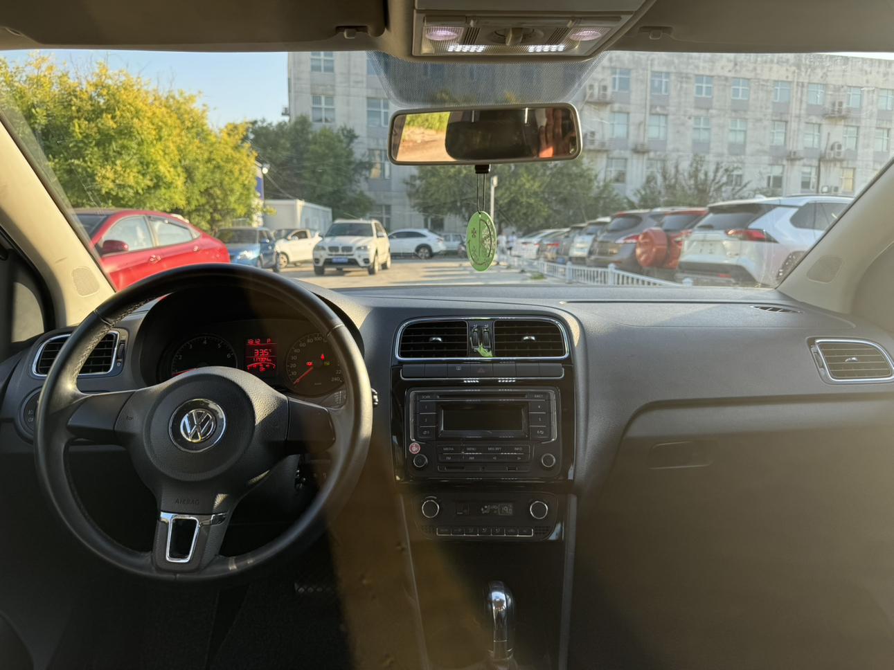 Volkswagen Polo 2013 thumb 6