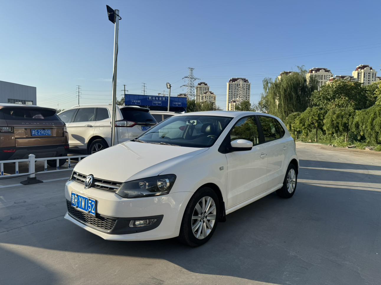 Volkswagen Polo 2013 thumb 11