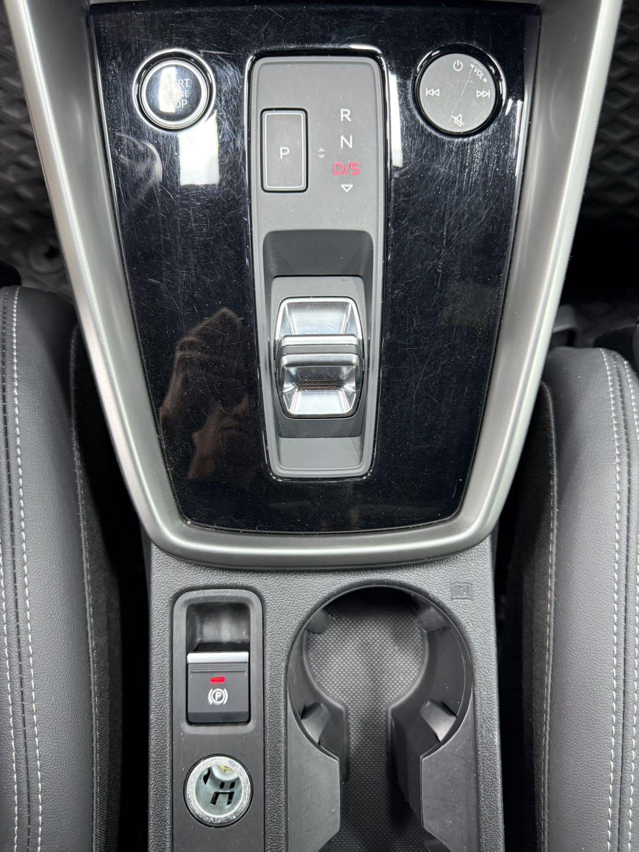 Audi A3 2023 thumb 8