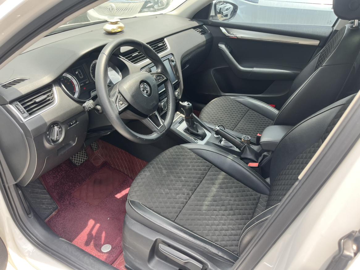 Skoda Ming Rui 2018 thumb 8