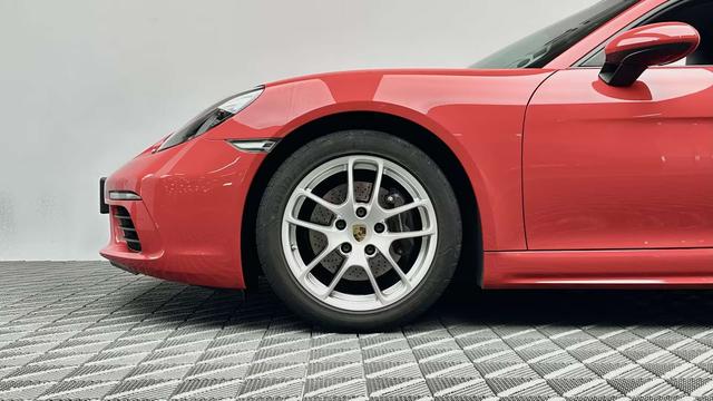 Porsche 718 2020 thumb 7