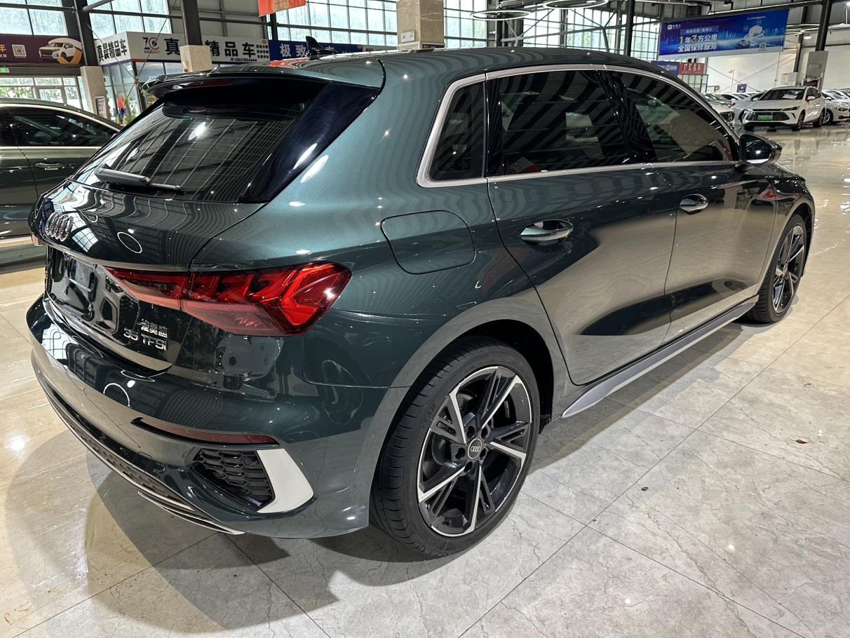 Audi A3 2023 thumb 4