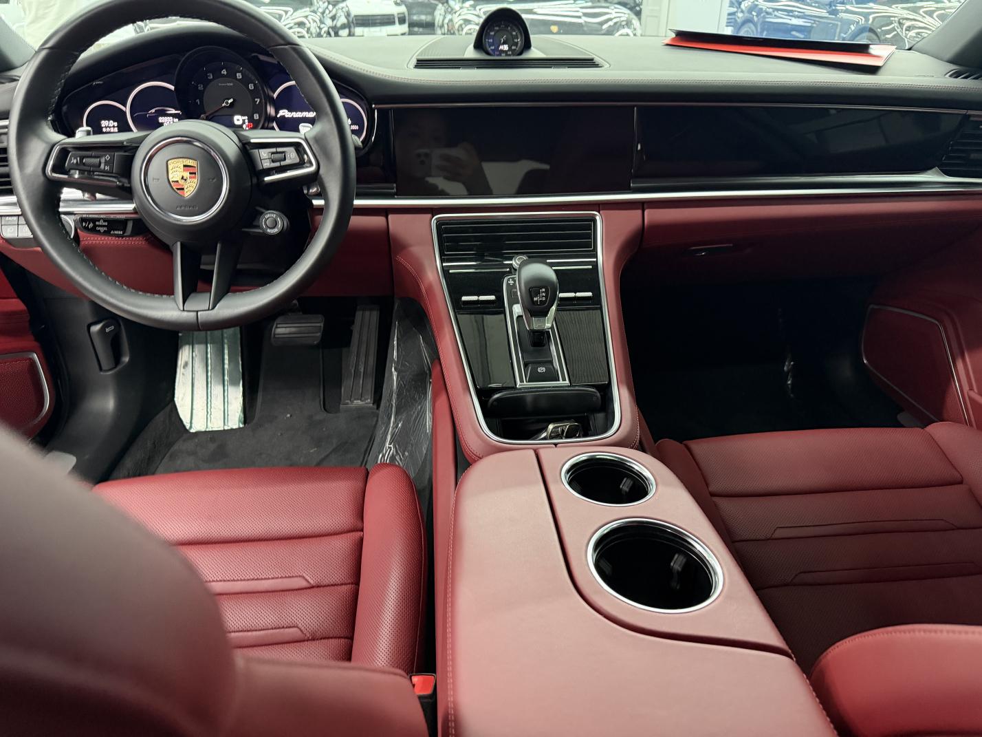 Porsche Panamera 2023 thumb 9