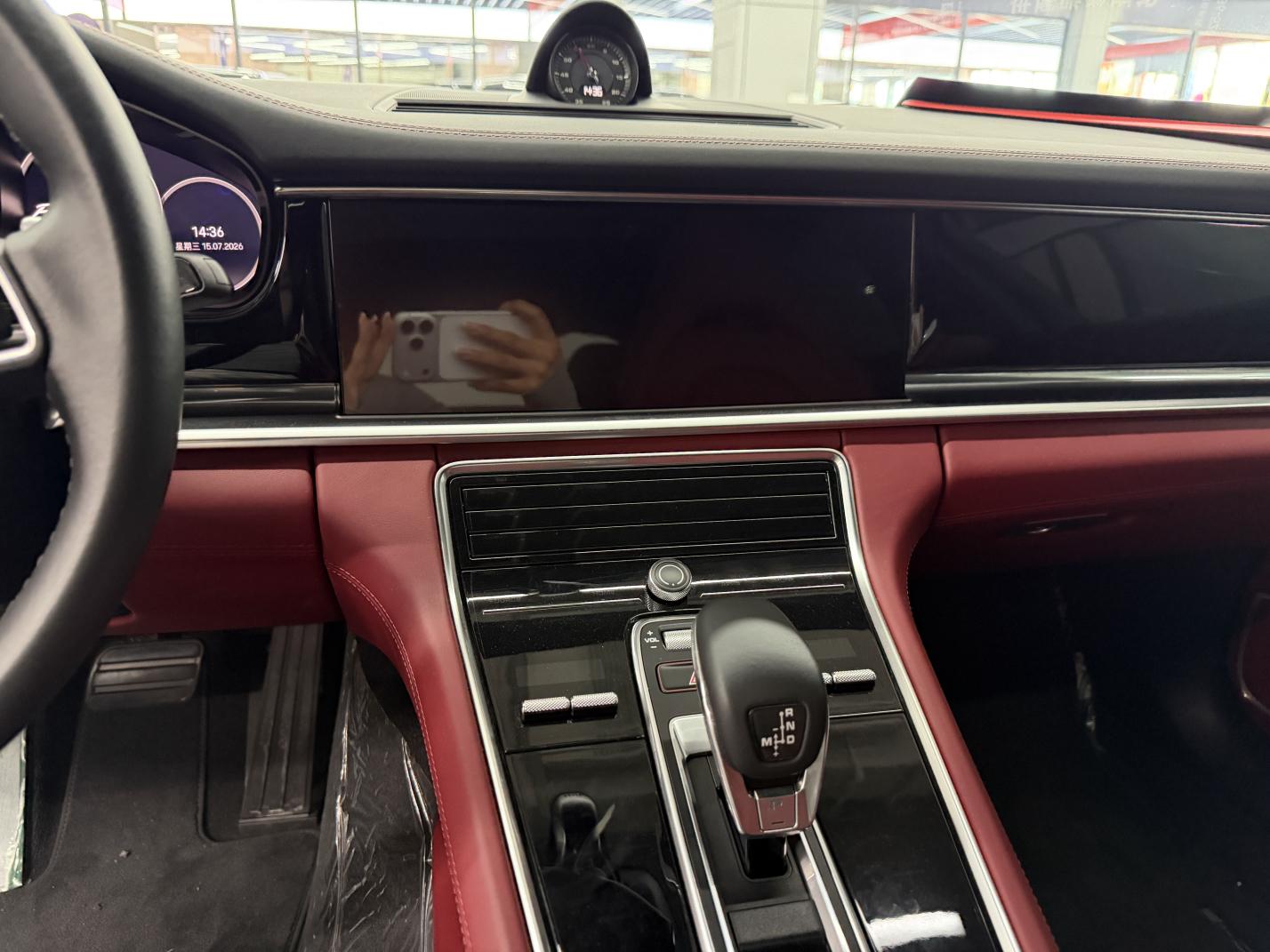 Porsche Panamera 2023 thumb 10