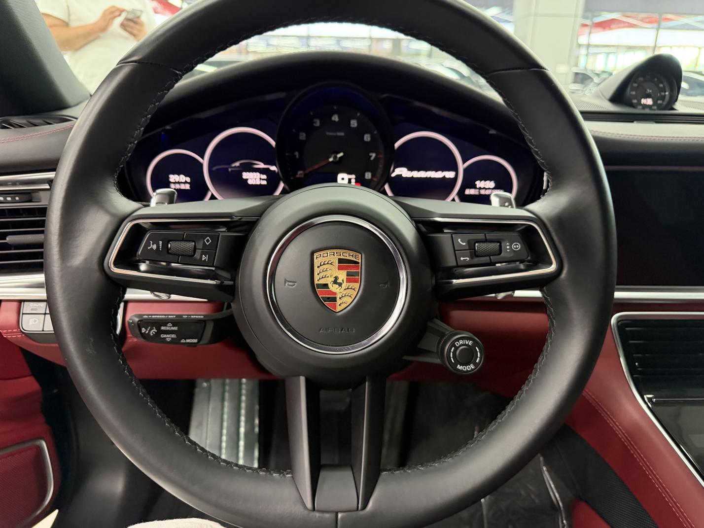 Porsche Panamera 2023 thumb 12