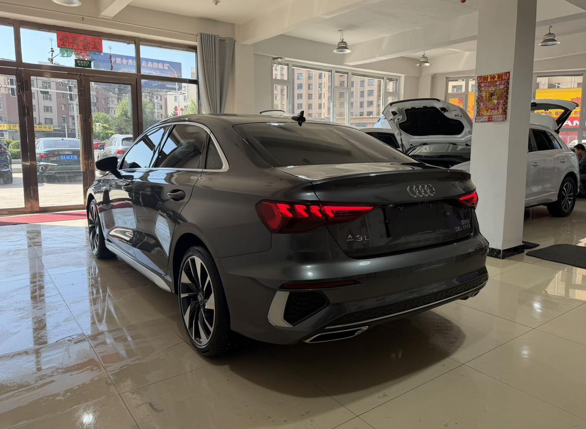 Audi A3 2023 thumb 2