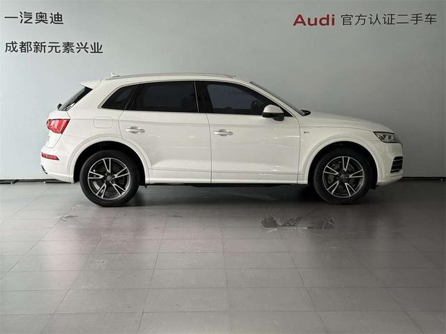 Audi Q5 2018 thumb 3