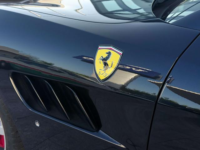 Ferrari GTC4Lusso 2017 thumb 11