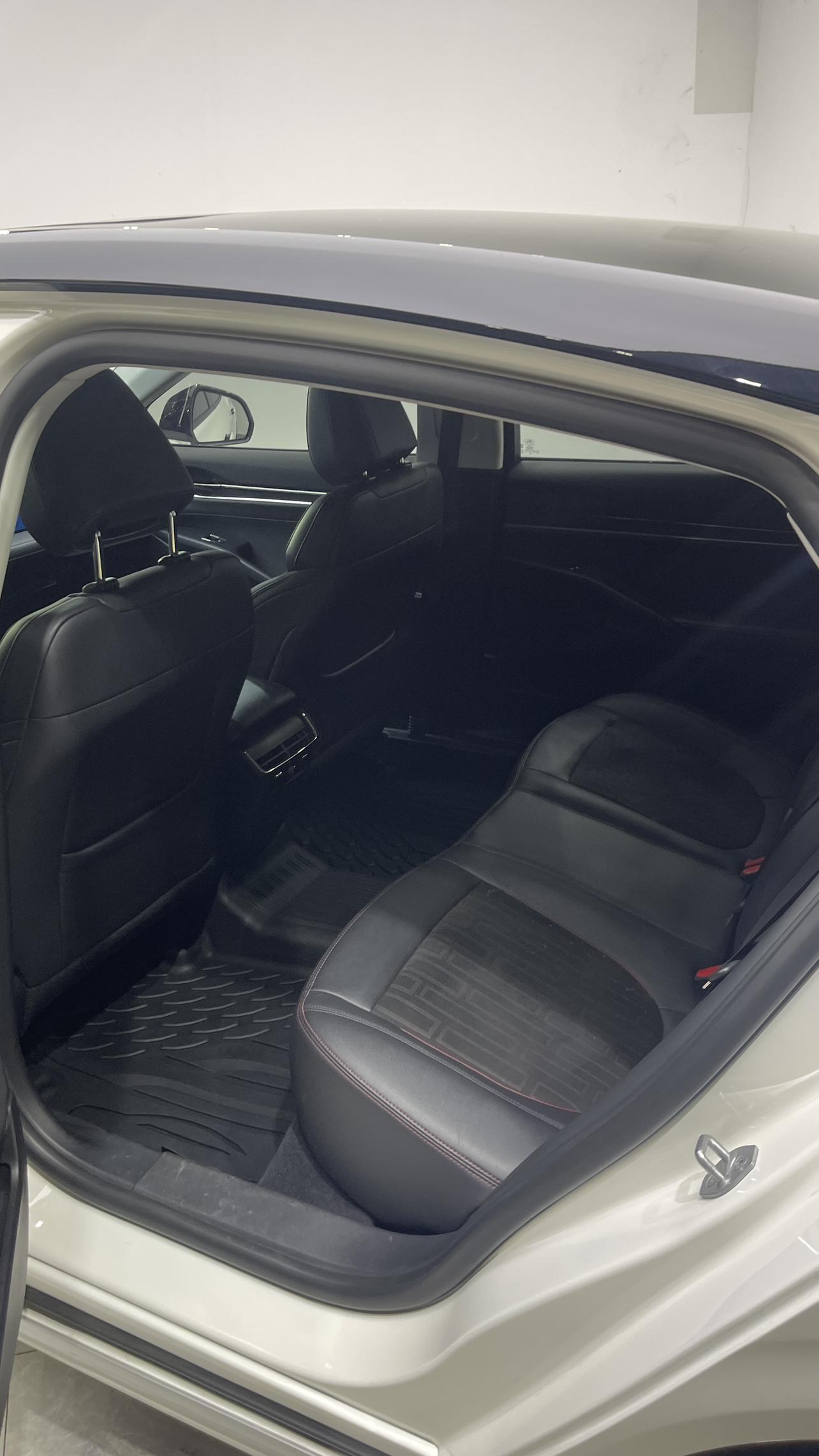 Ford Mondeo 2023 thumb 6