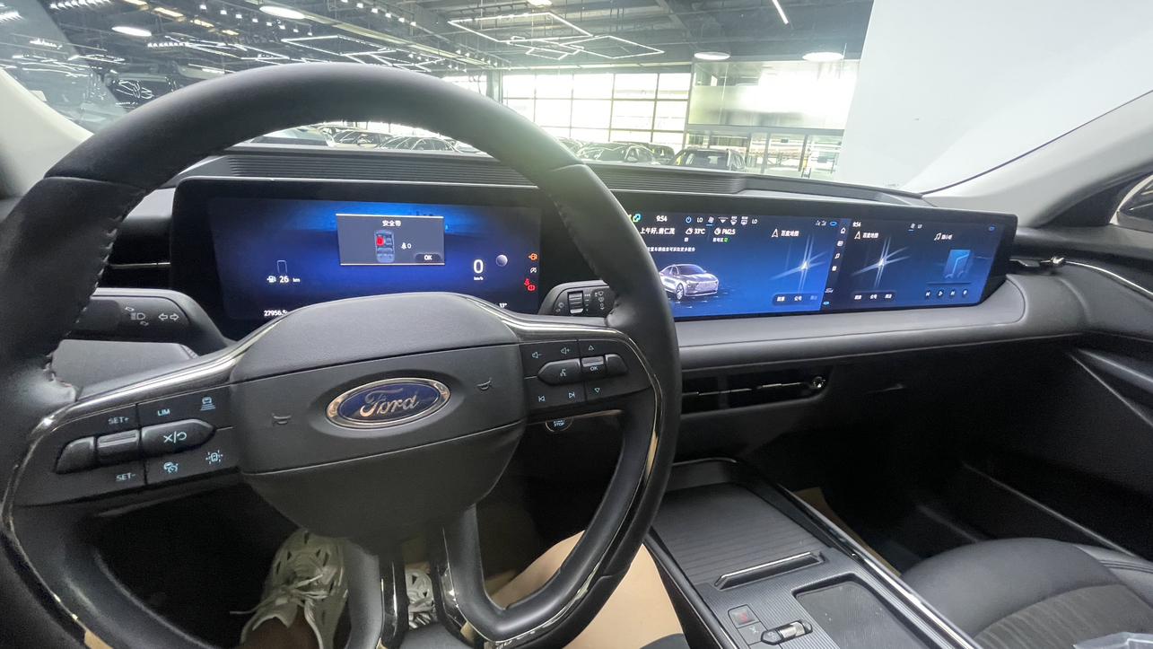 Ford Mondeo 2023 thumb 11