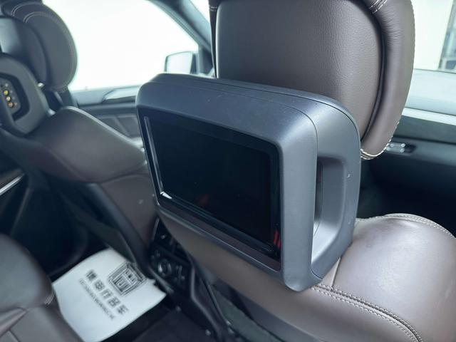 Mercedes-Benz GLS AMG 2017 thumb 10