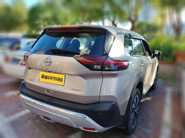 Nissan X-Trail 2021 thumb 2