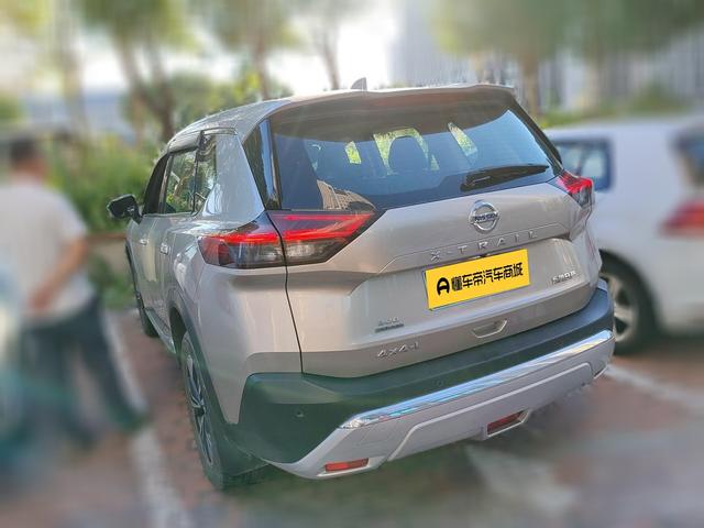 Nissan X-Trail 2021 thumb 4