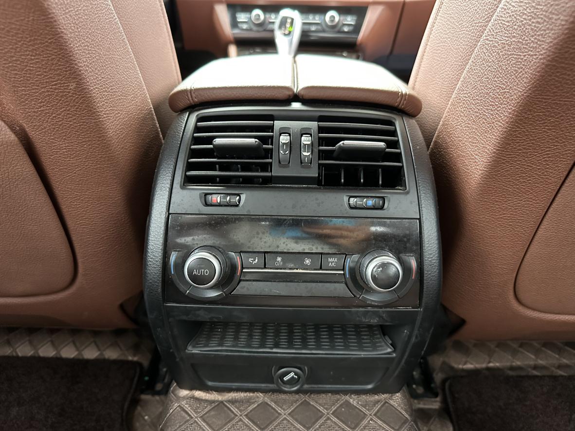 BMW 5 серии 2014 thumb 7