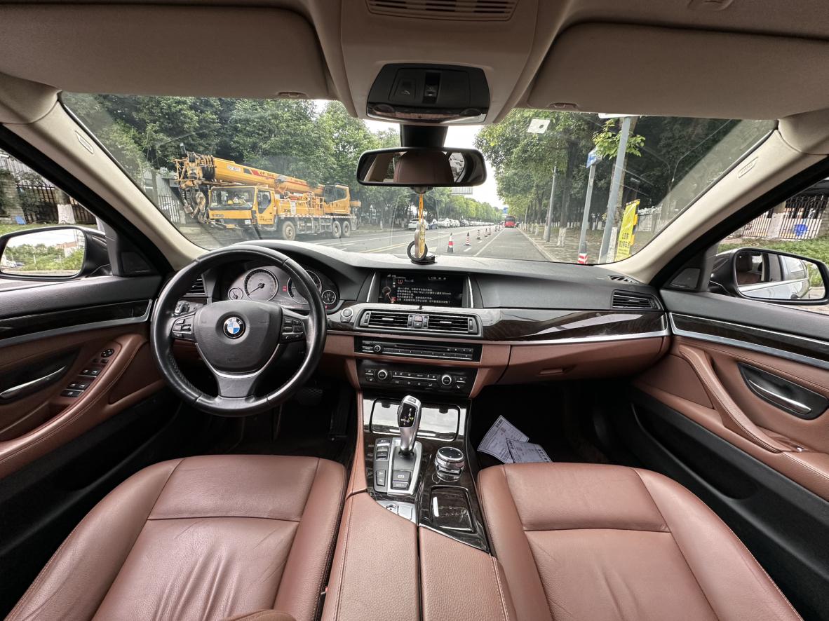 BMW 5 серии 2014 thumb 11