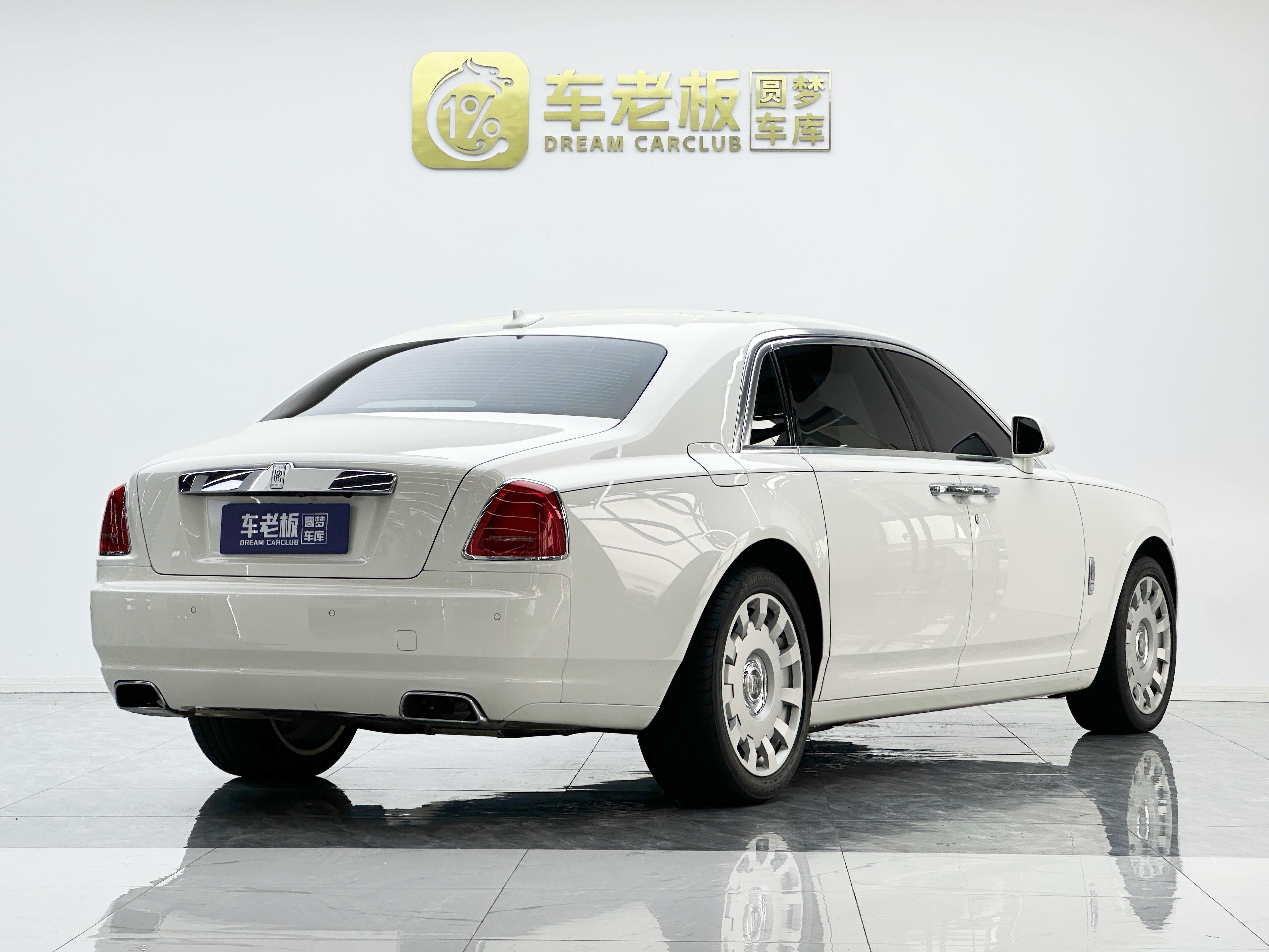 Rolls-Royce Ghost 2012 thumb 4