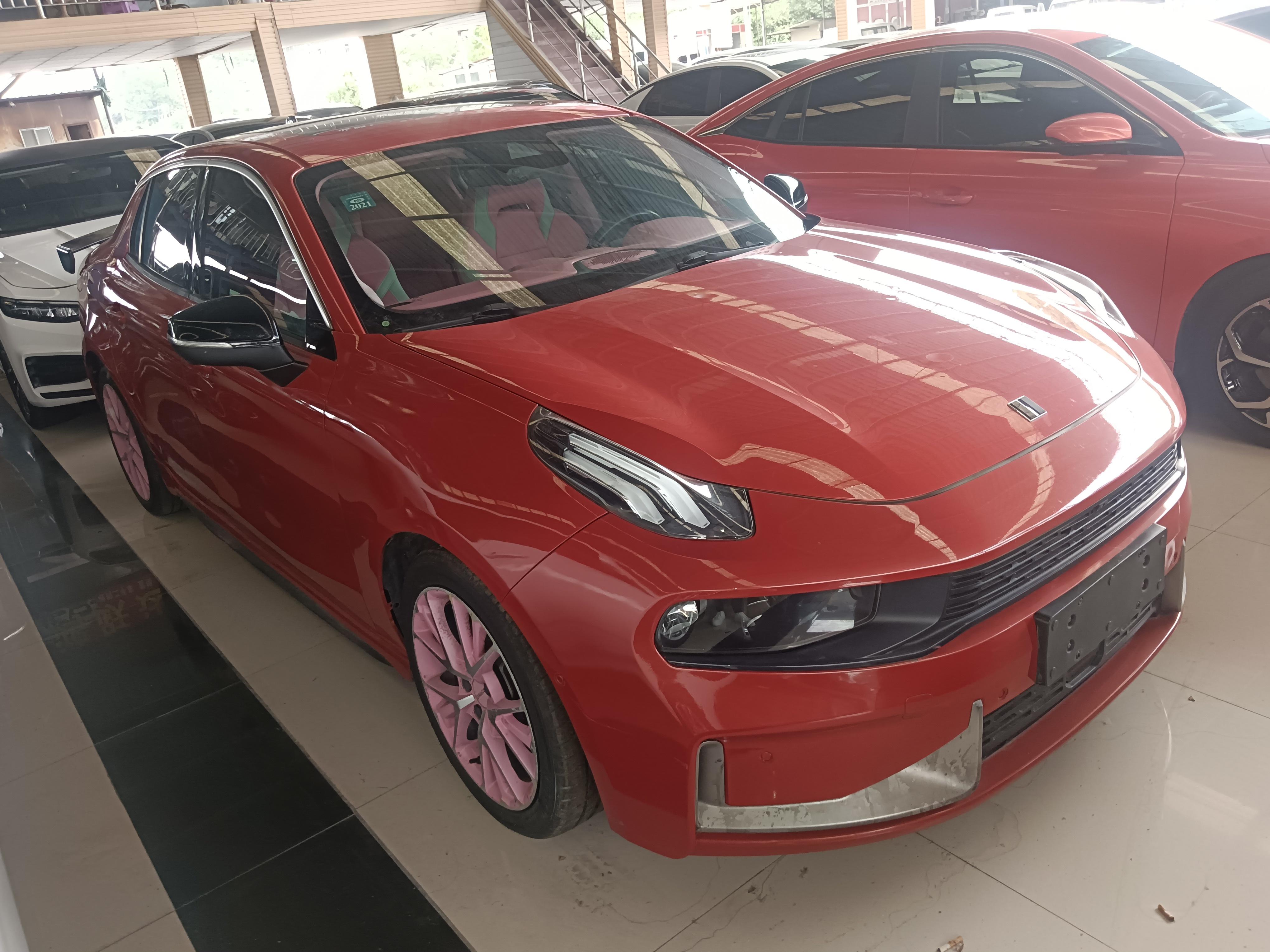 Lynk & Co 03 2019 thumb 10