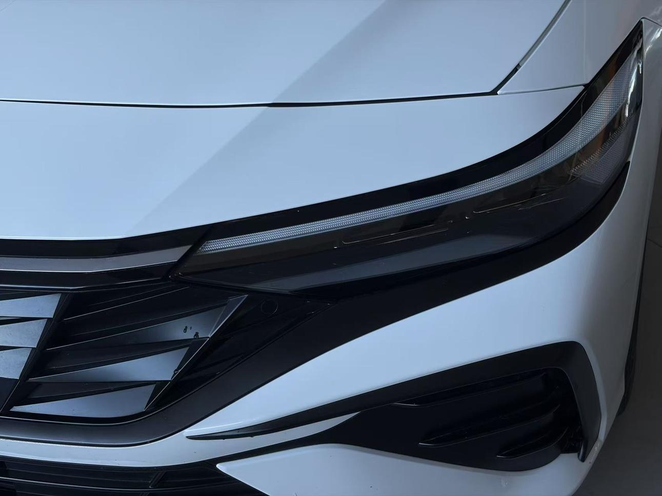Hyundai Elantra 2023 thumb 3