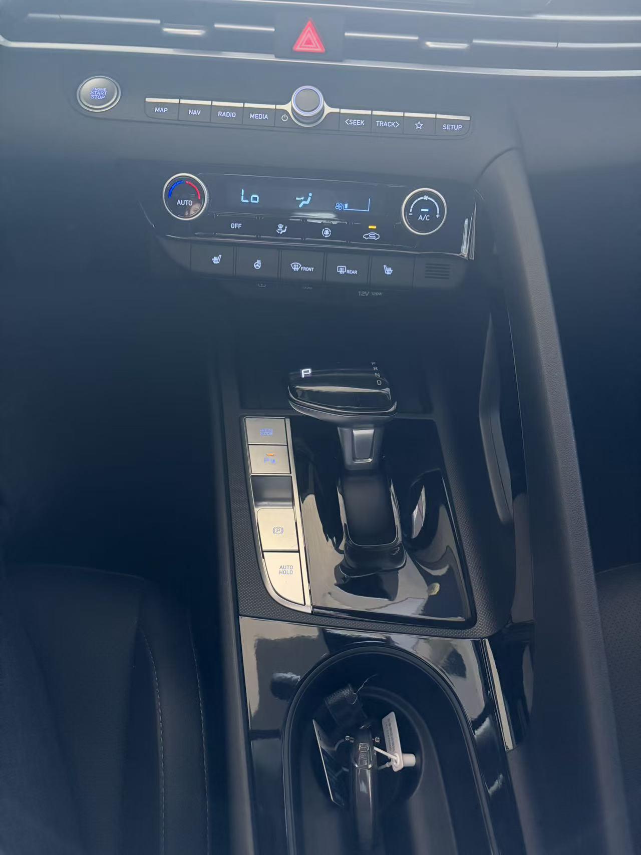Hyundai Elantra 2023 thumb 5