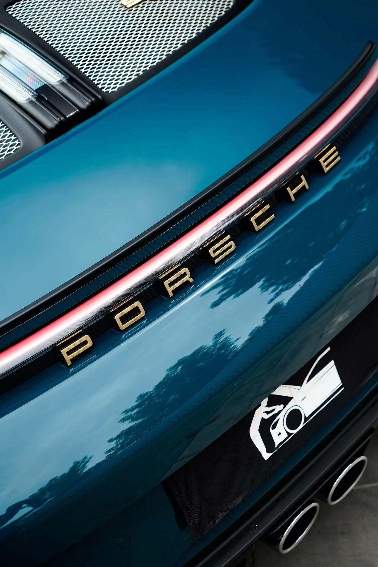 Porsche 911 2024 thumb 9