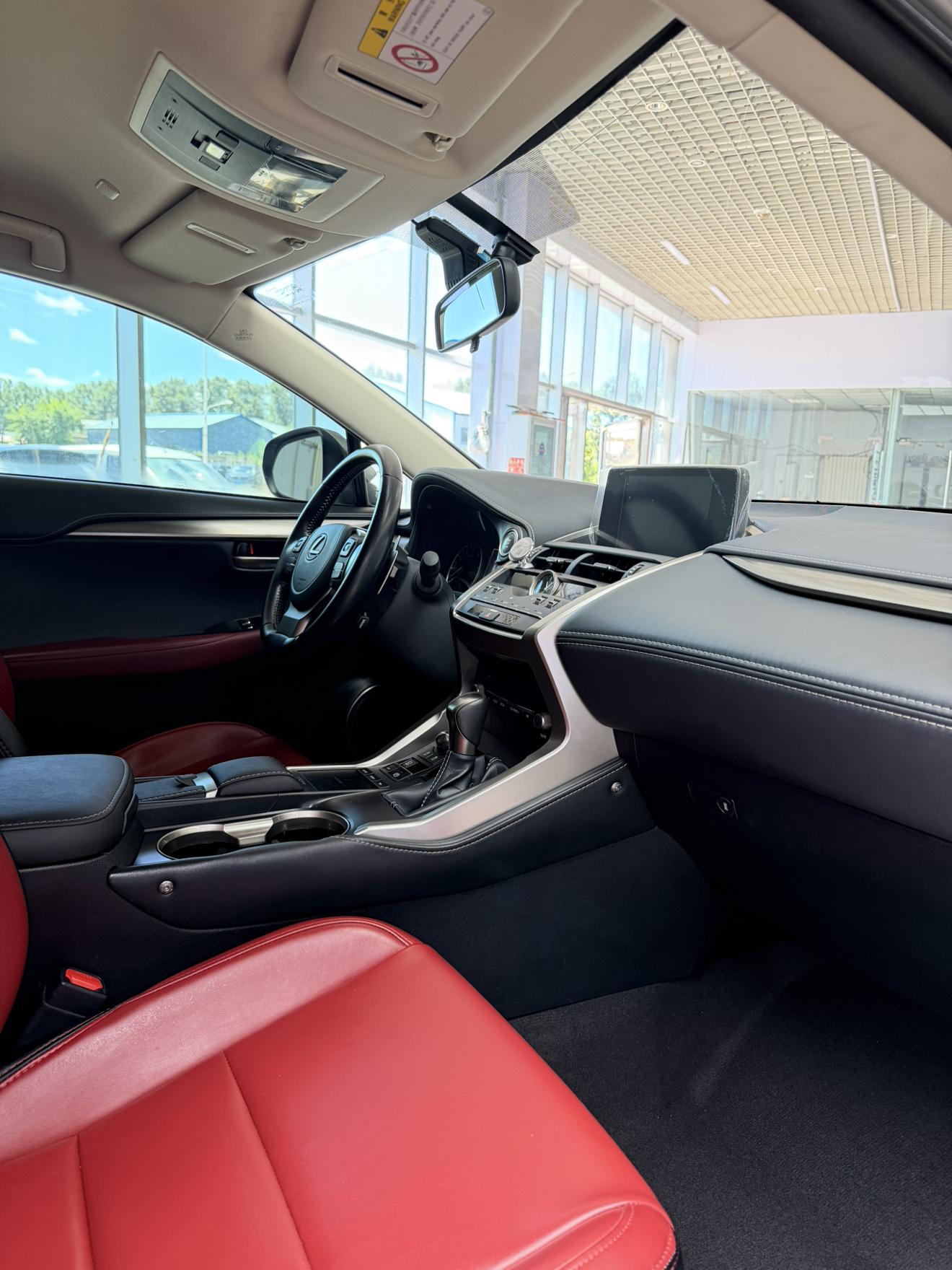 Lexus NX 2020 thumb 8