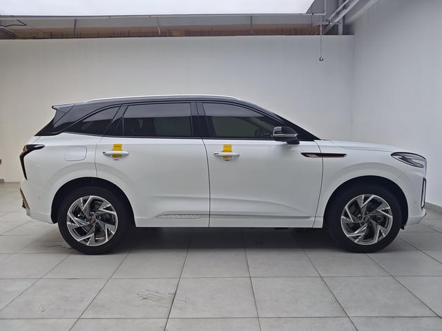 Hongqi HS3 2023 thumb 6