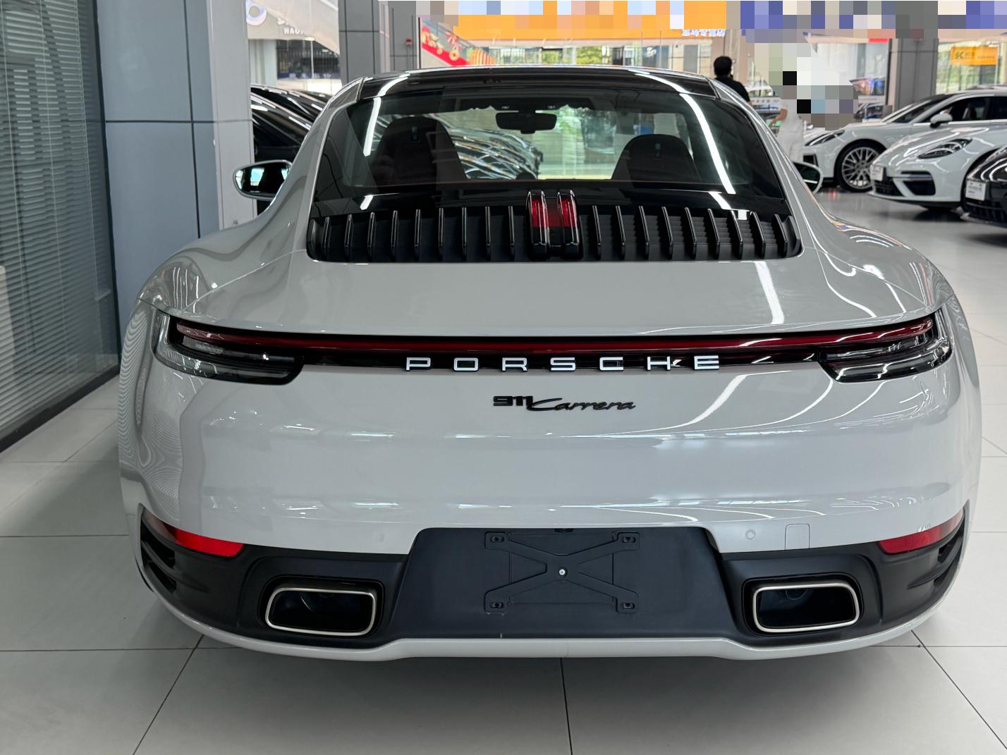 Porsche 911 2022 thumb 10