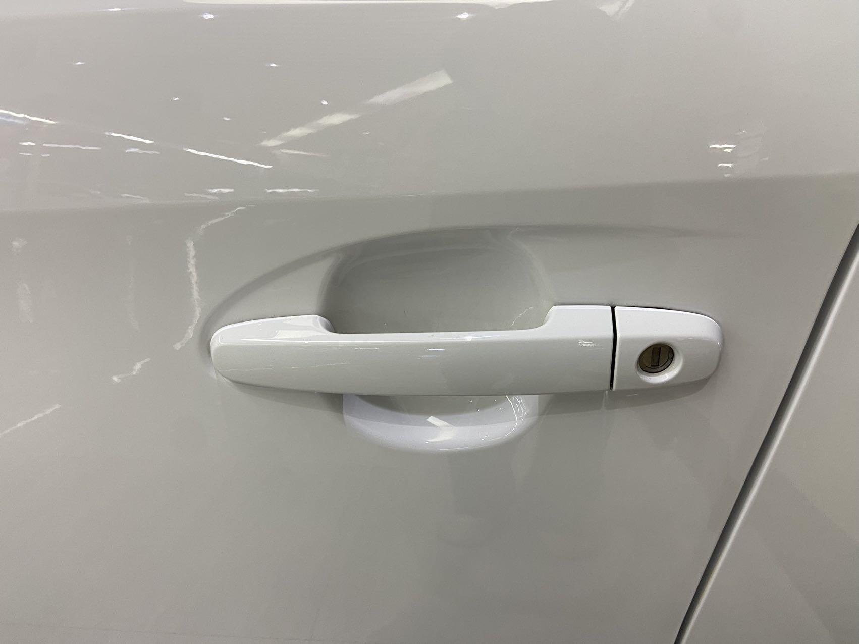 Toyota Yaris 2022 thumb 8