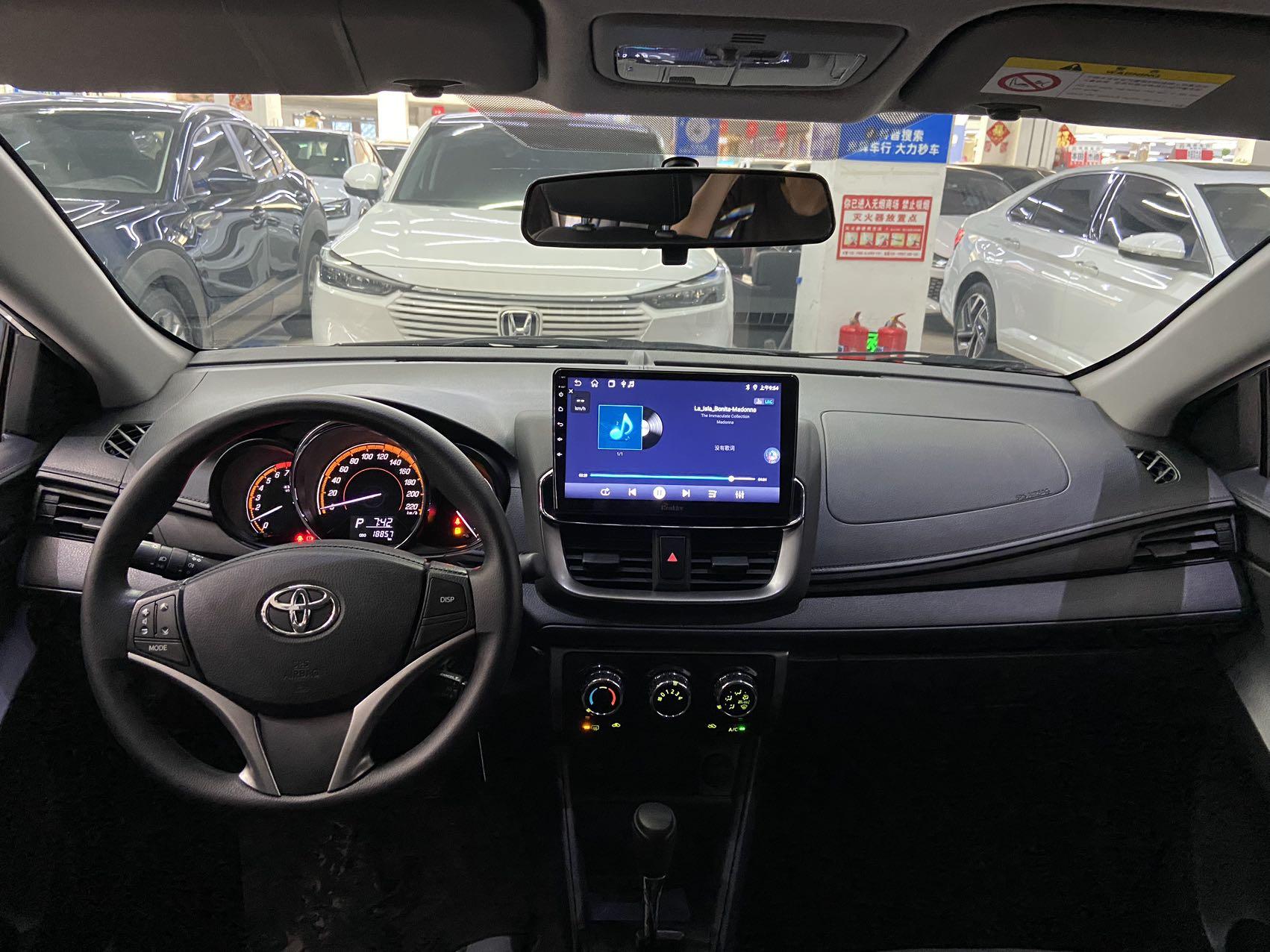 Toyota Yaris 2022 thumb 11