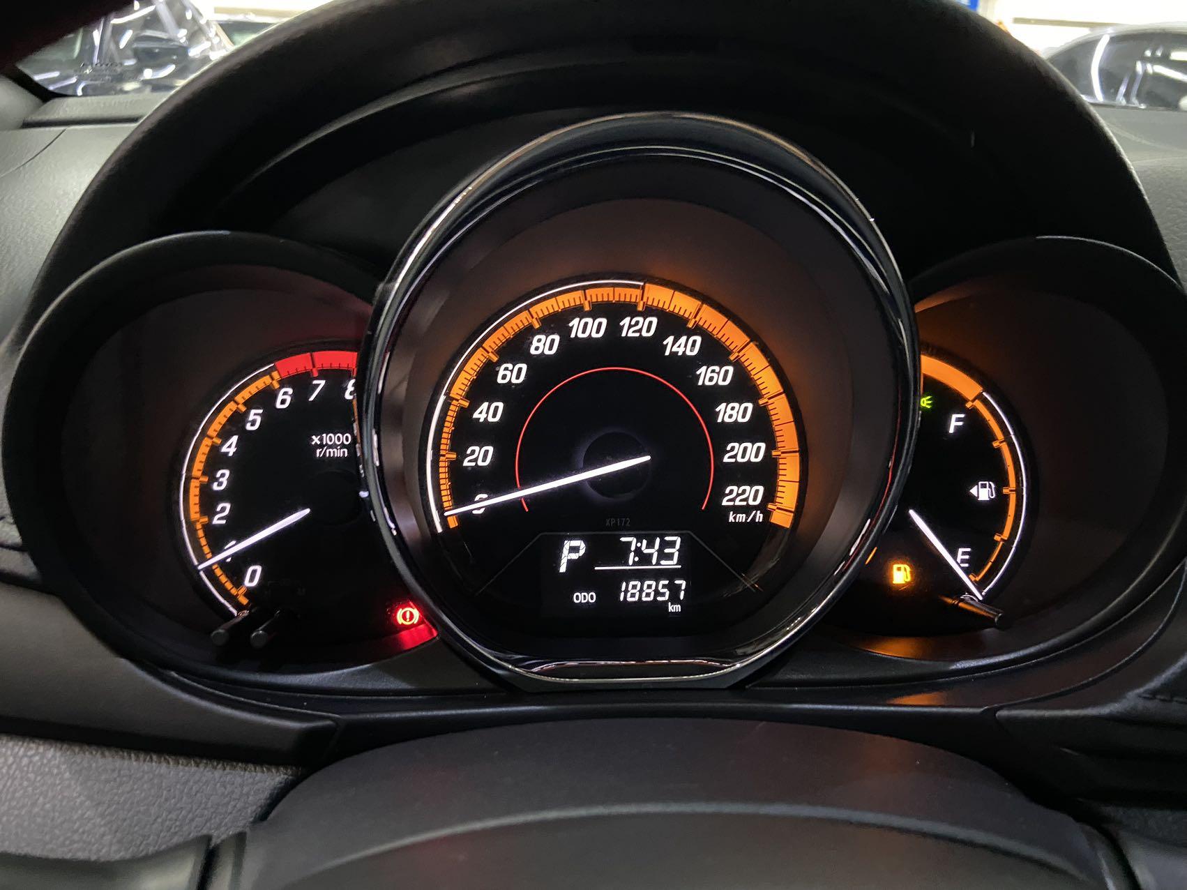 Toyota Yaris 2022 thumb 12