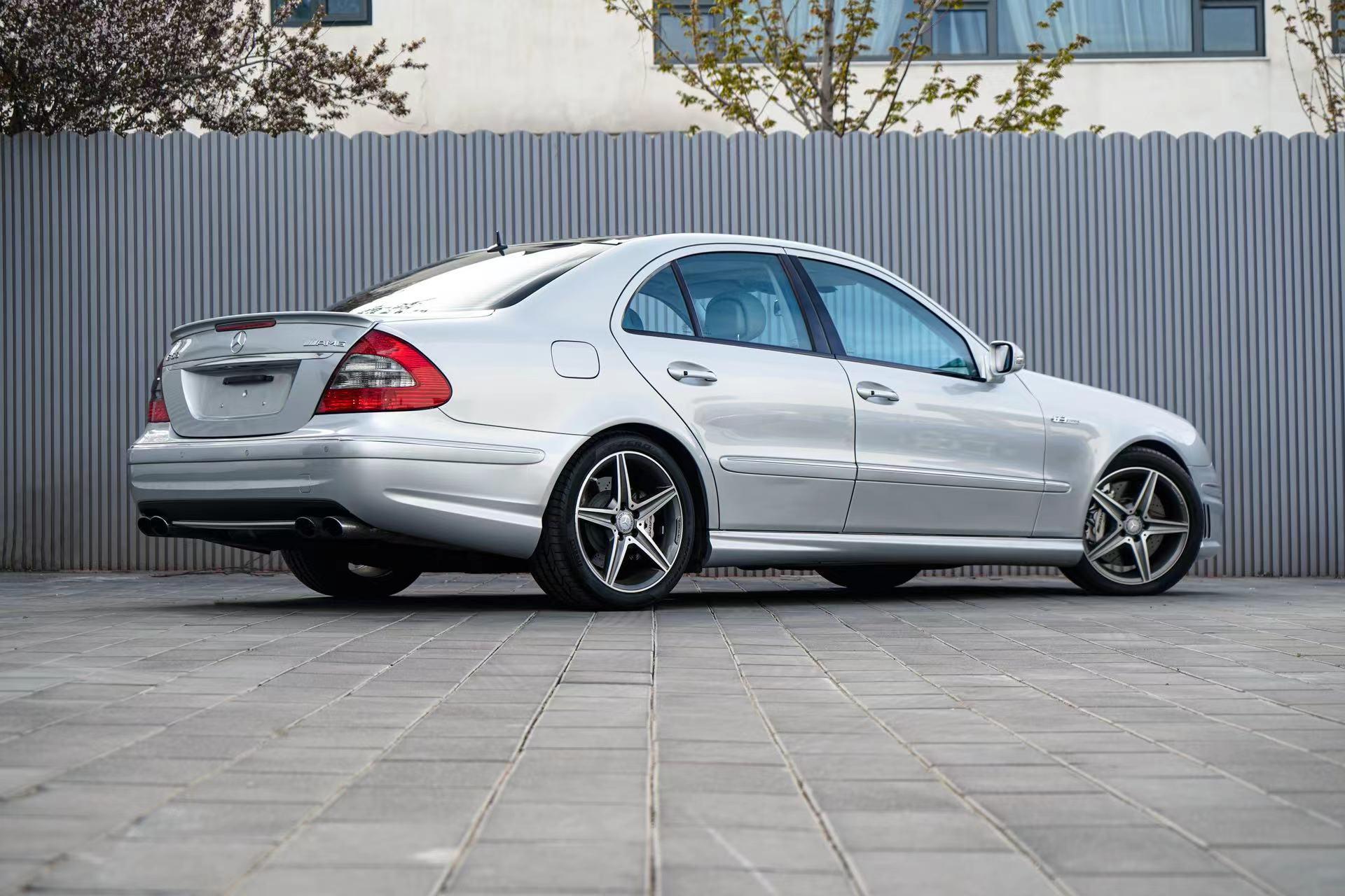 Mercedes-Benz E-Класс 2007 thumb 2