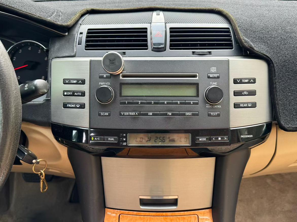 Toyota Reiz 2006 thumb 10