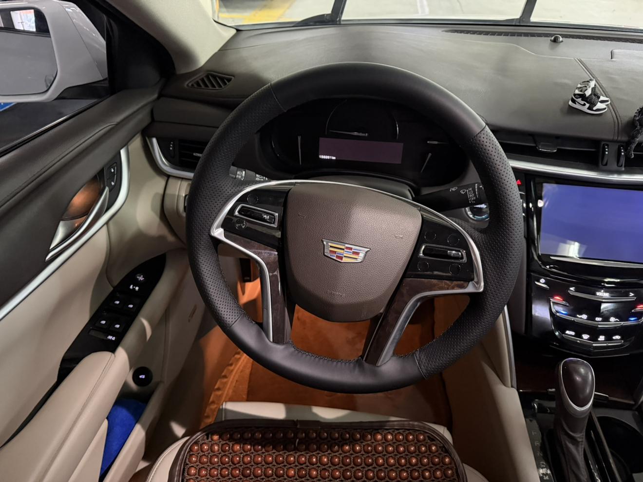 Cadillac XTS 2017 thumb 12