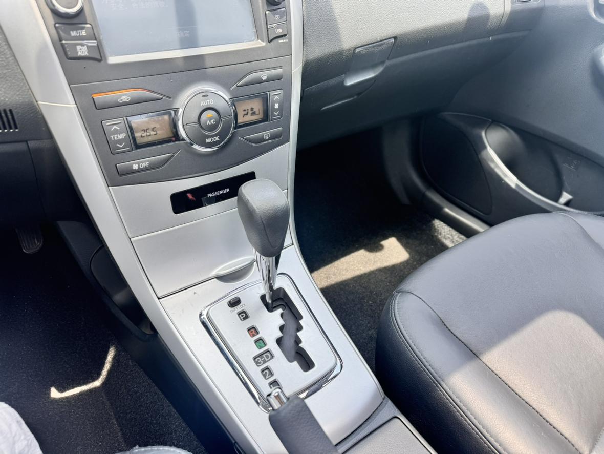 Toyota Corolla Rumion 2013 thumb 12
